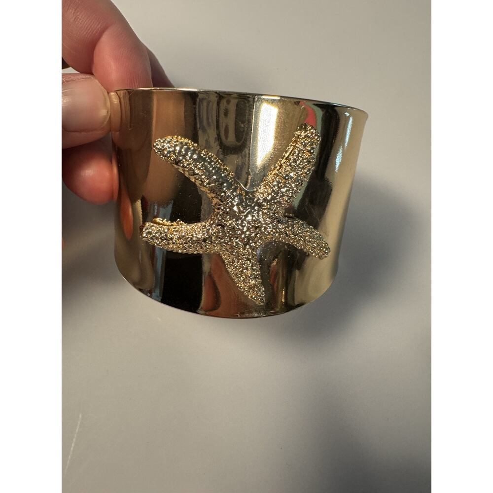 Lilly Pulitzer starfish cuff bracelet new without tags - Picture 2 of 6